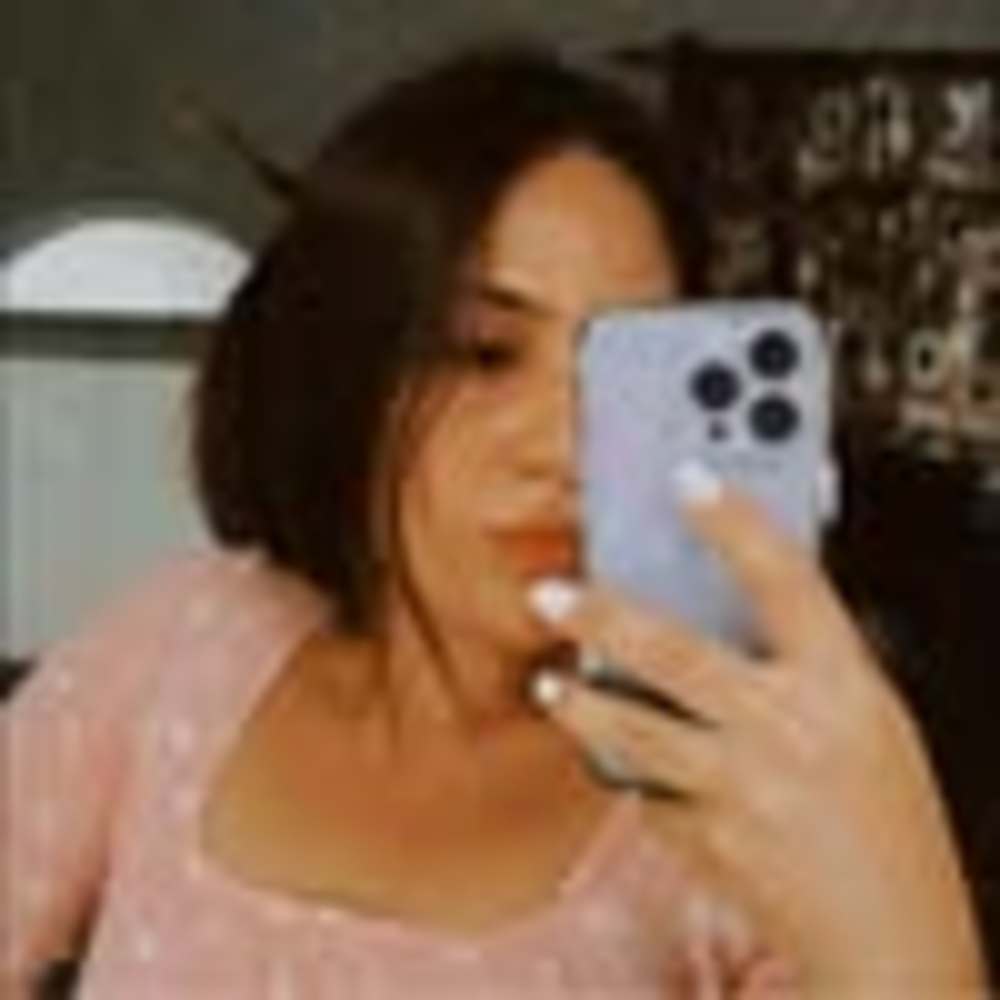 Meet your Posher, Yamileth